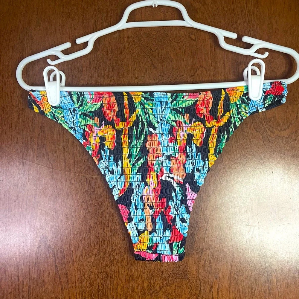 Bikini Bottom Black Ribbed Multi-Color Floral Medium Beach Pool Swim NWOT